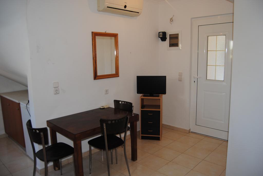 Sky-Line Apartments Afantou Exterior foto